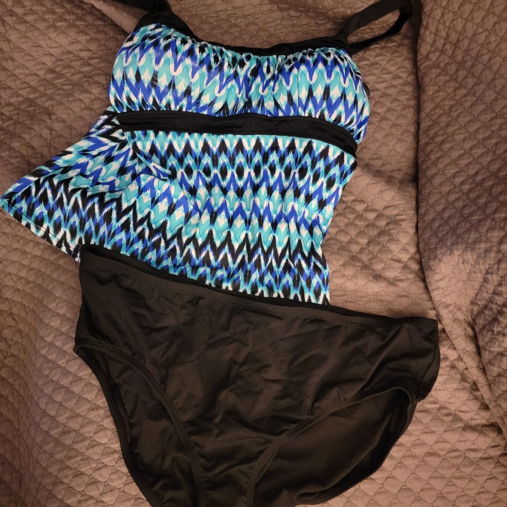 Tankini NWOT